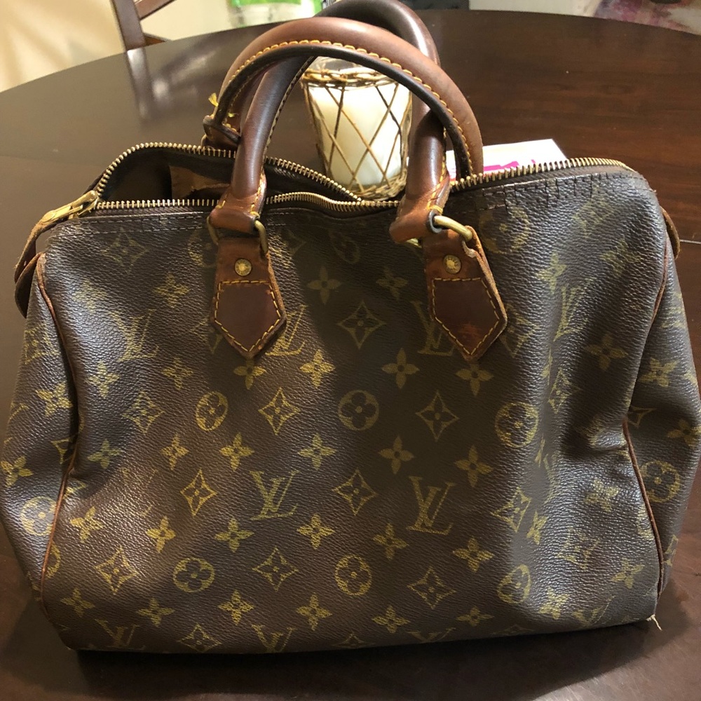 Authentic Louis Vuitton Speedy 30